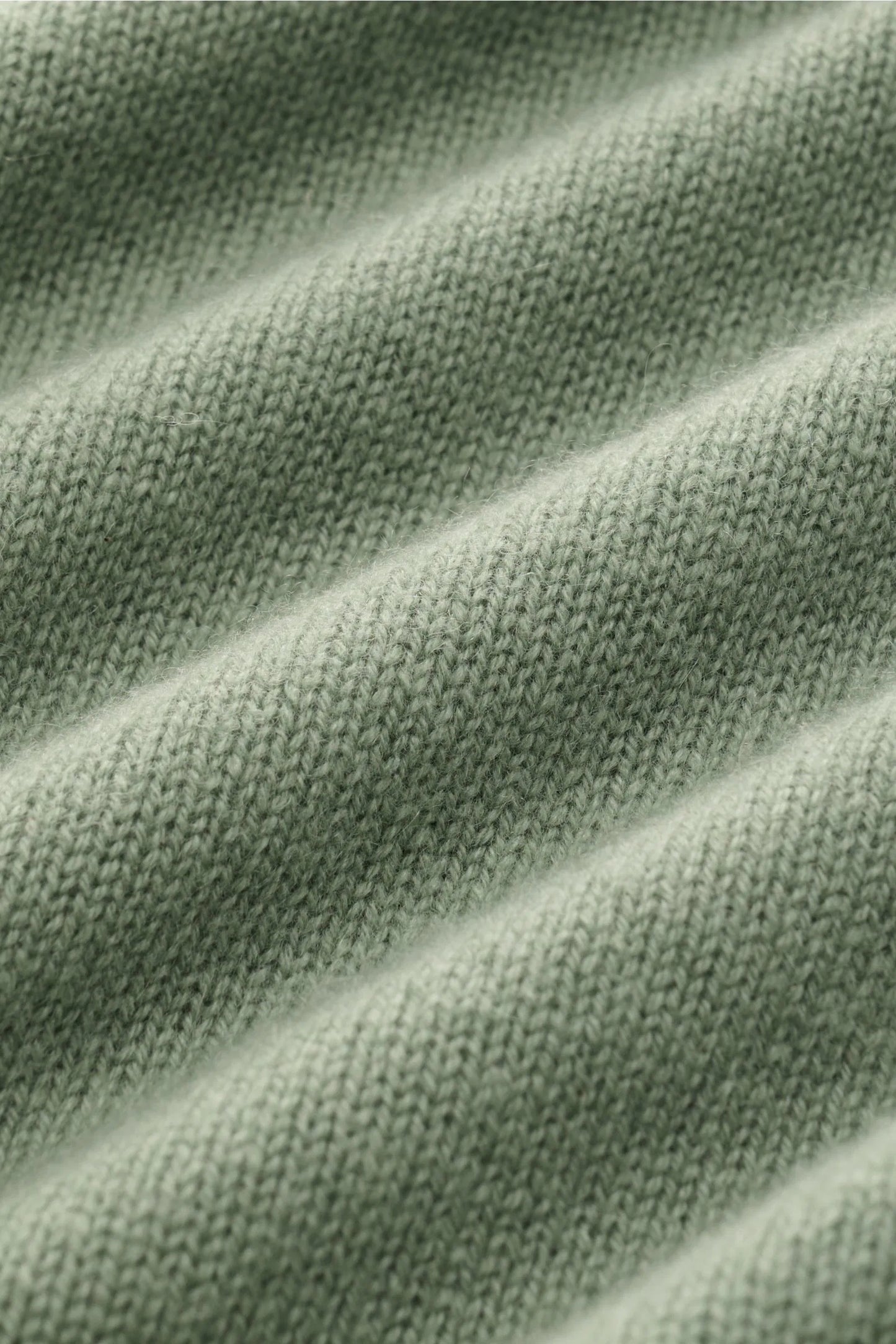 Extreme Cashmere Crew Sweater - Mistletoe - DUNE + SALT