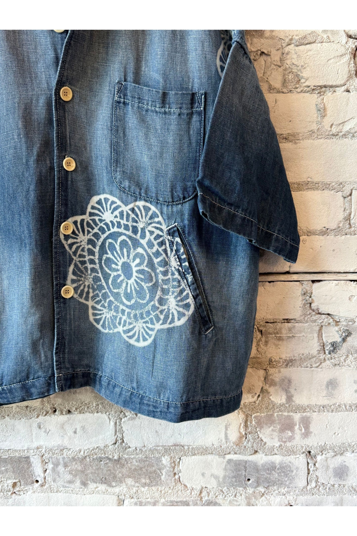 Chambray Cropped Military Shirt - Medallion Print Chambray - DUNE + SALT