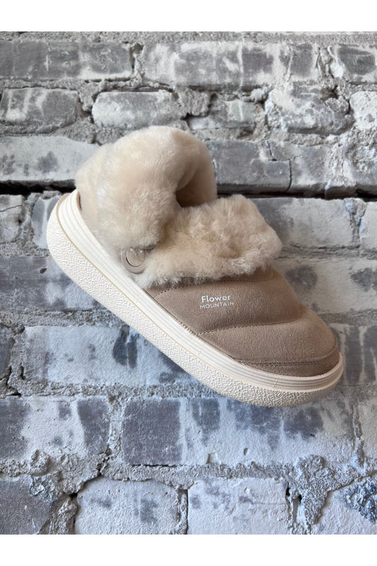 Fami Suede/Shearling Slipper - Brown - DUNE + SALT