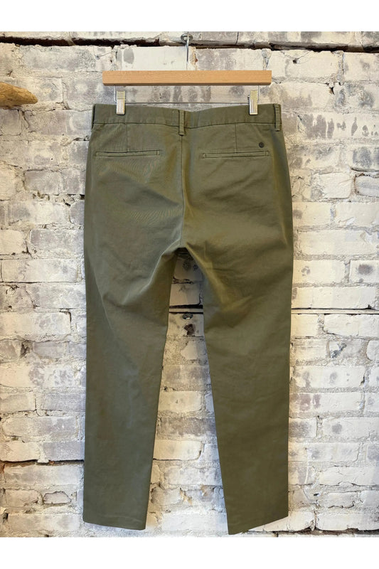 Clifton True Slim Pants - Chino Green - DUNE + SALT