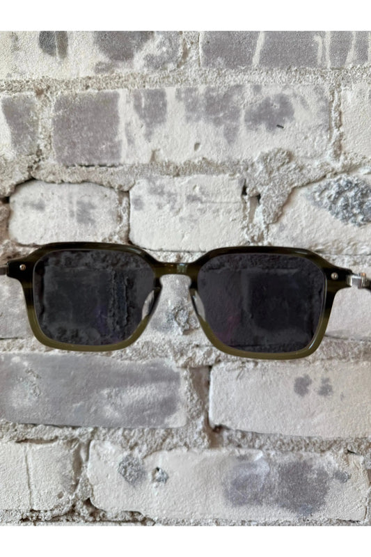 Delon Sunglasses - Rebel Salute/Platinum/Noir - DUNE + SALT