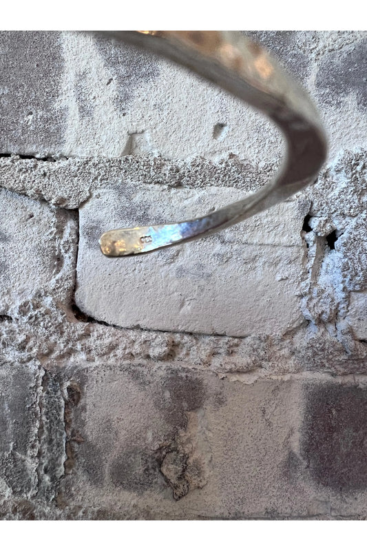 Minimalist Sterling Silver Hand Hammered Bracelet - DUNE + SALT