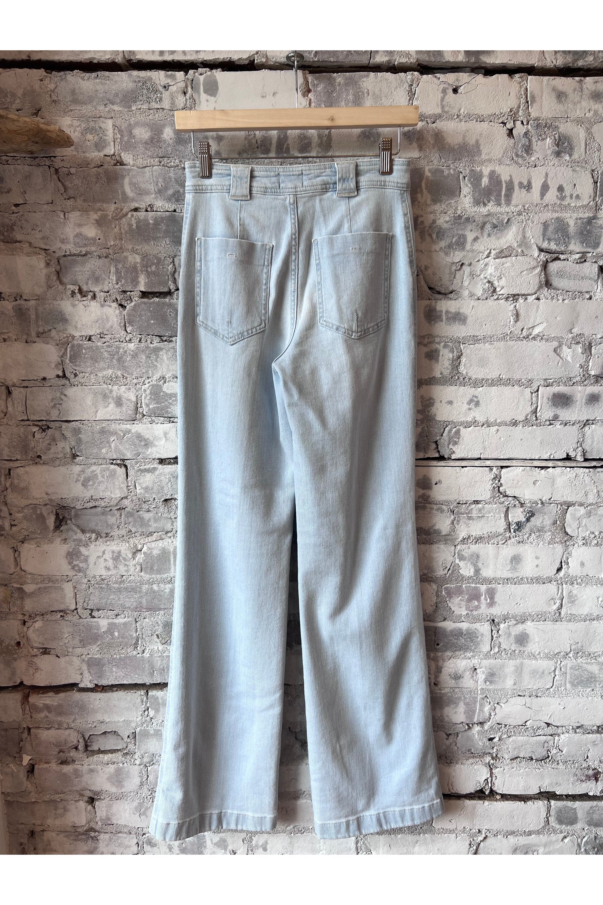 Aria Slim Jeans - Light Blue - DUNE + SALT