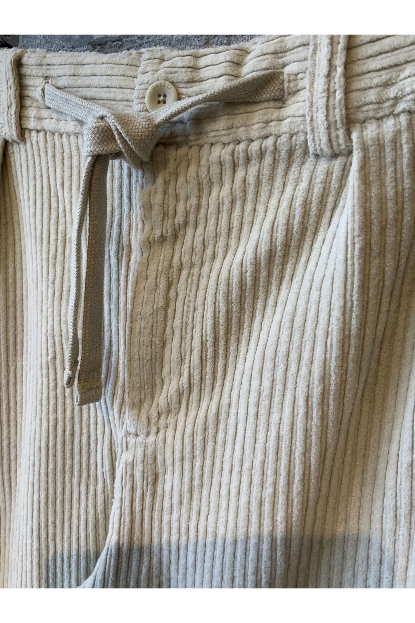 Corduroy Jogger - Beige - DUNE + SALT