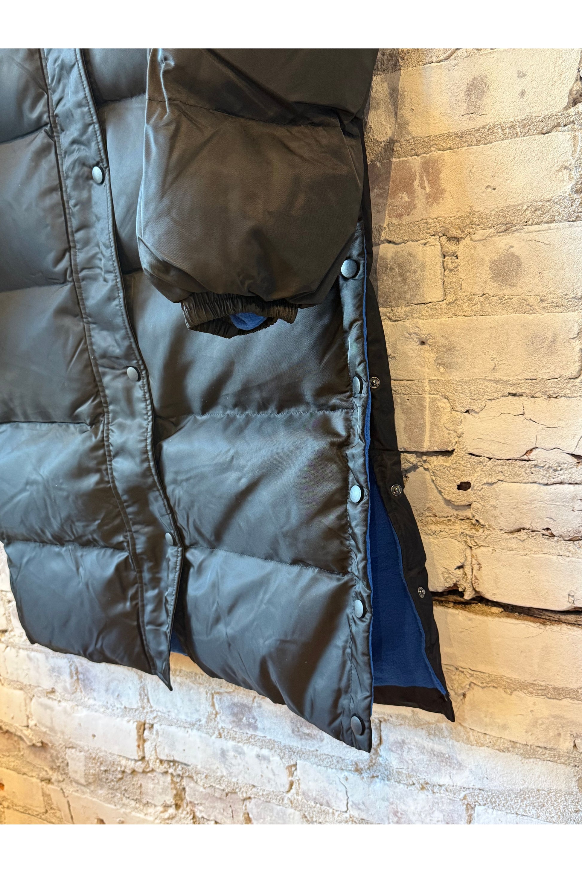 06 Long Puffer - Black/Royal Blue - DUNE + SALT