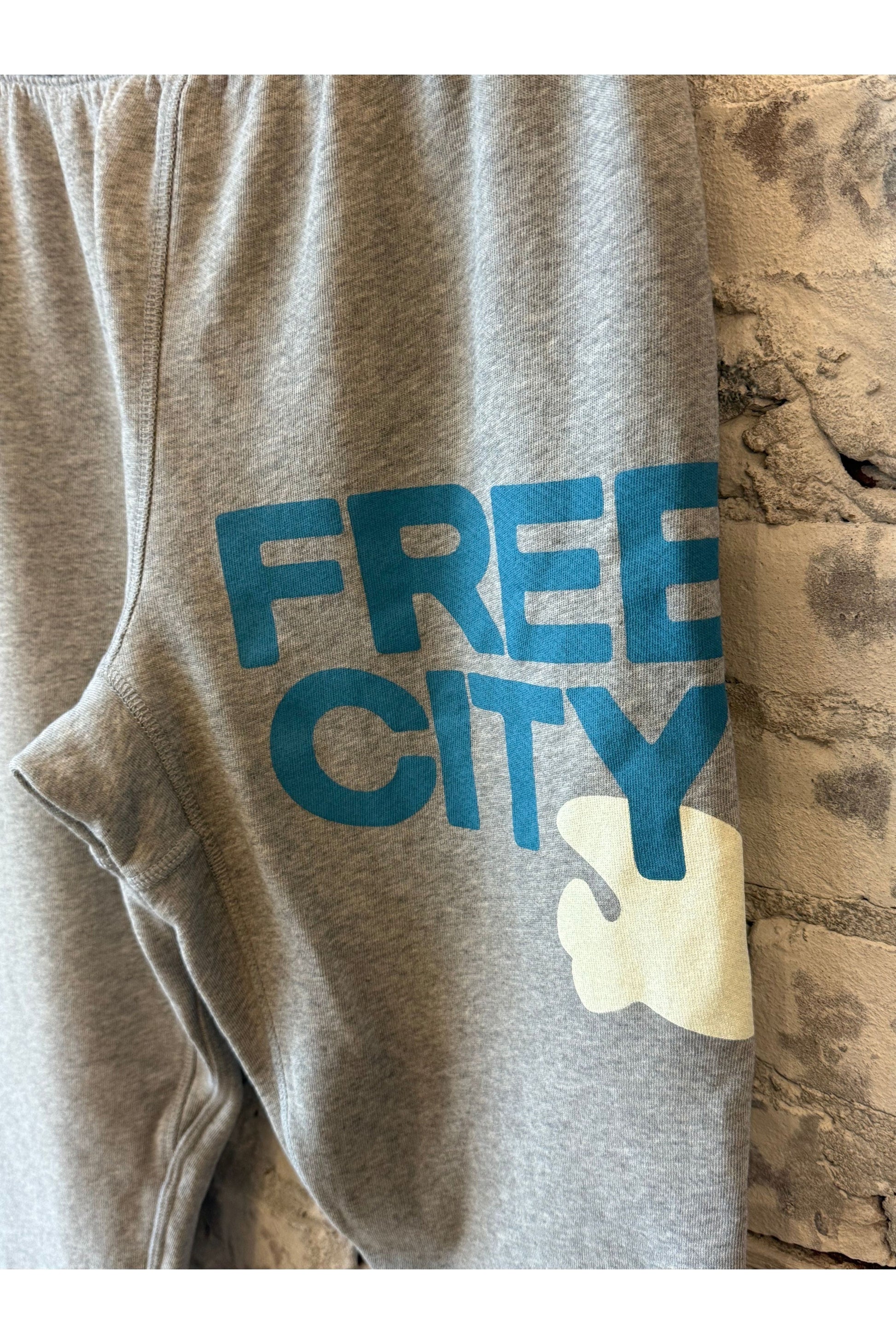 FREECITY HEATHER 3/4 sweats - heather skies - DUNE + SALT