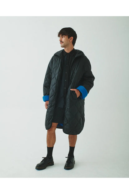 08 Light Hooded Puffer - Black/Blue - DUNE + SALT