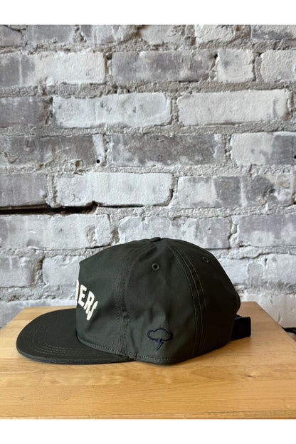 Outsiders Strapback - Green/Navy - DUNE + SALT