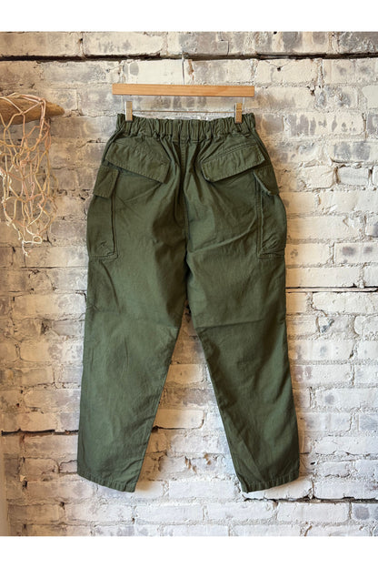 CO/LI Back Satin Pegtop Single Pleat Cargo Pants - Olive - DUNE + SALT