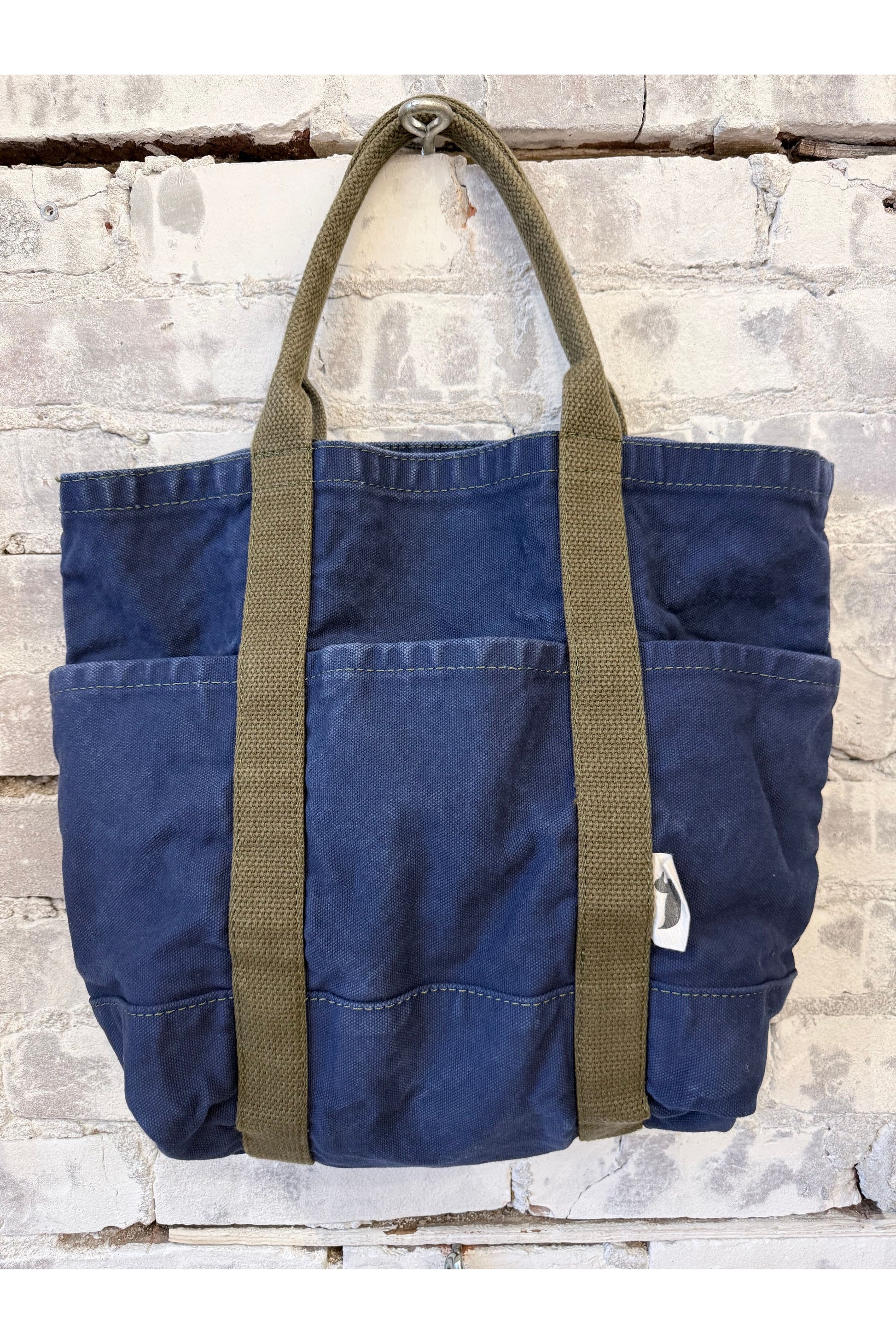 Field Tote - Navy - DUNE + SALT
