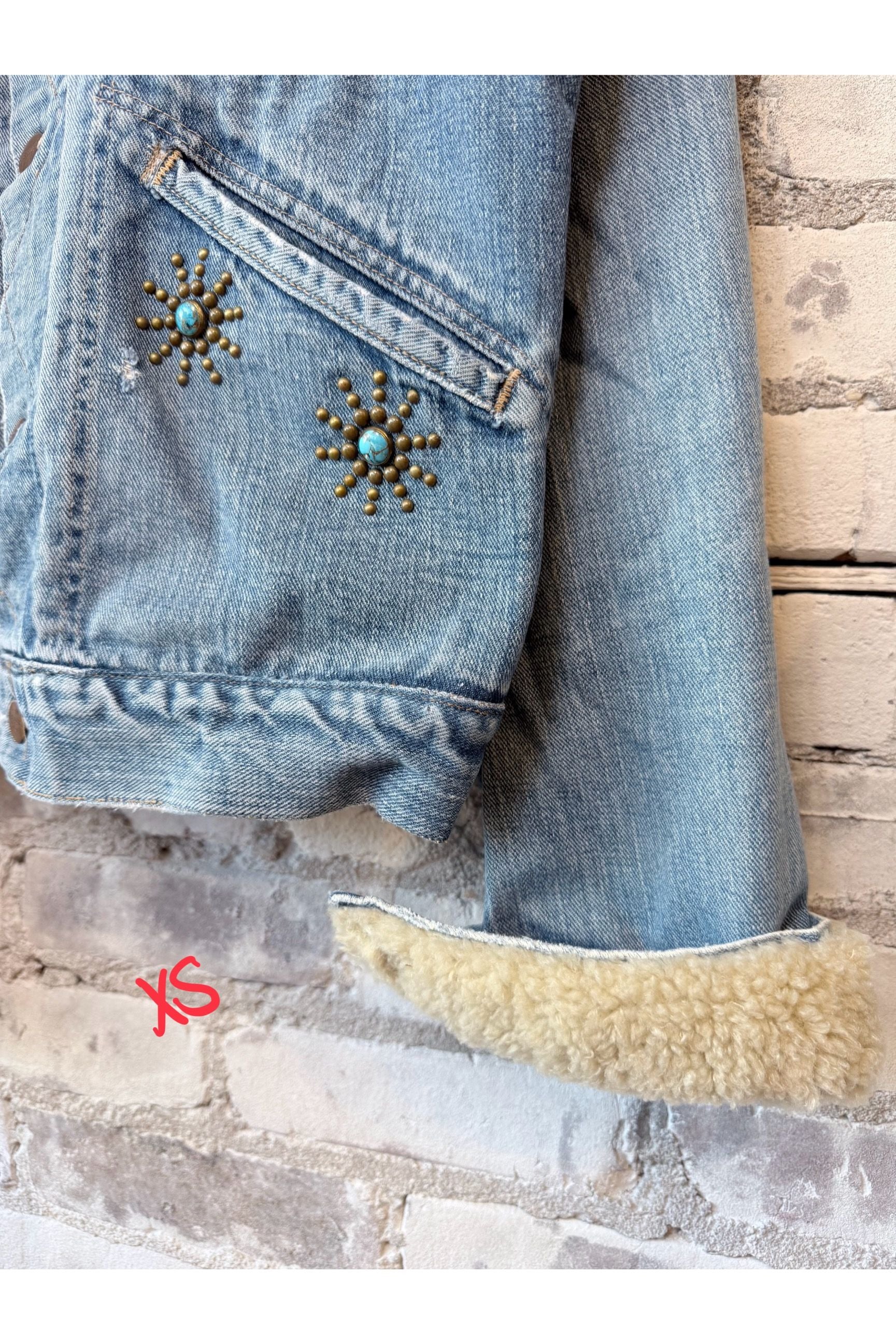 RTU1972 CALKID TURQ HOMESTUD AMERICANA SHERPA JKT - Vintage Patina - DUNE + SALT