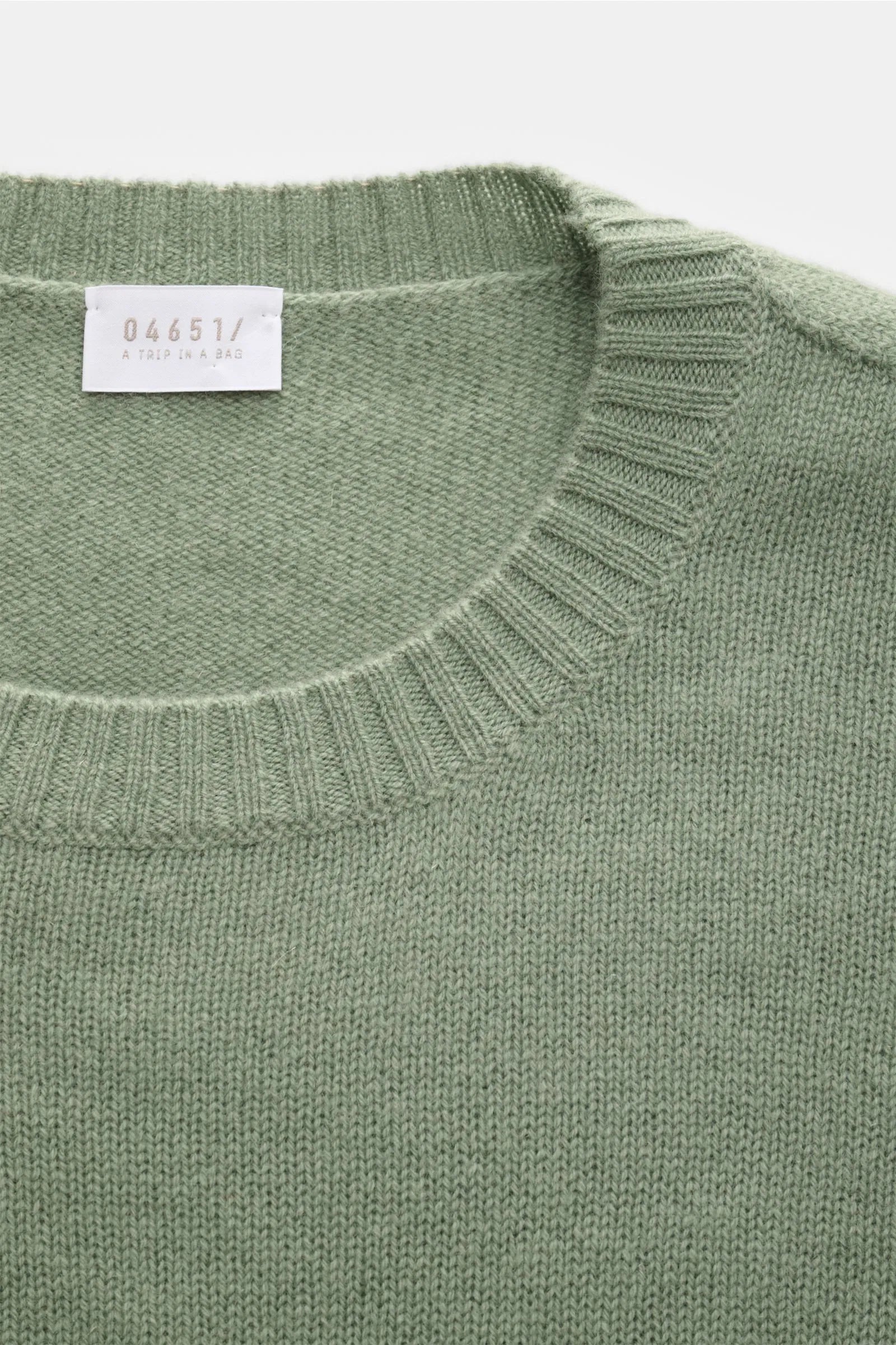 Extreme Cashmere Crew Sweater - Mistletoe - DUNE + SALT