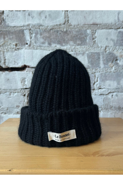 Le Bonnet Logo Beanie - Onyx - DUNE + SALT