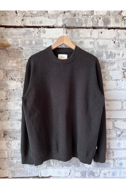 Danny Lightweight Sweater - Dark Army - DUNE + SALT