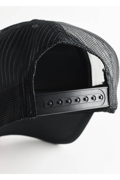 Après Ski Recycled Trucker Hat - Black - DUNE + SALT