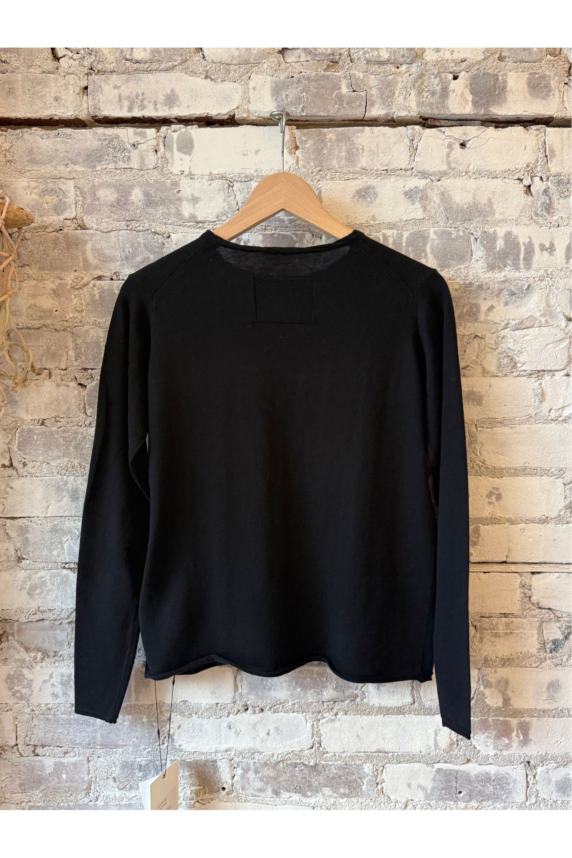 Cotton Cashmere Jersey LS Knit Crew - Black - DUNE + SALT