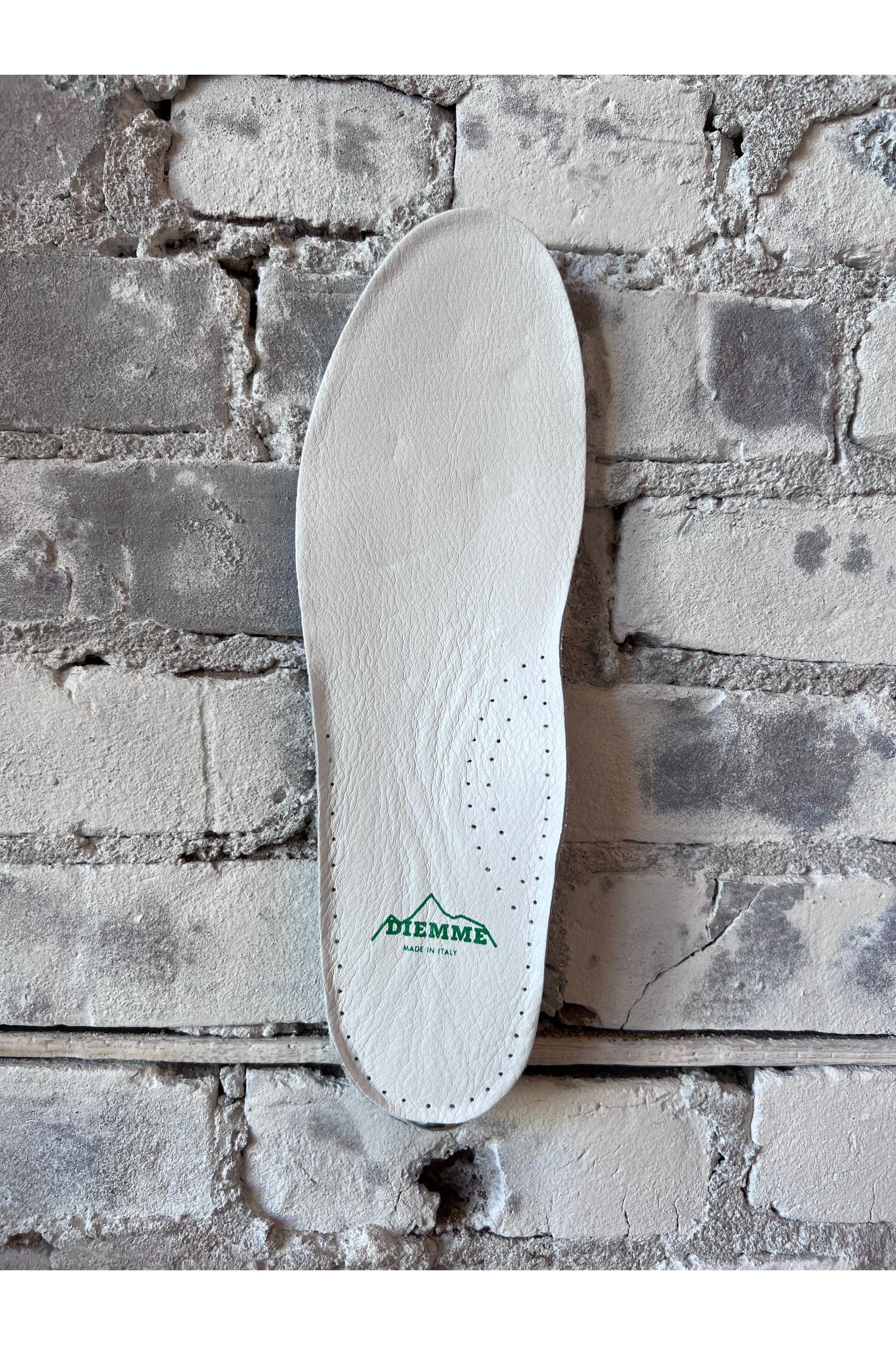 Loria Suede Low Sneaker - Taupe - DUNE + SALT