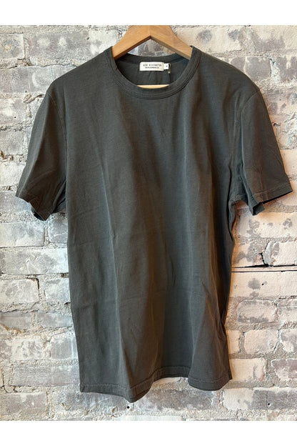 Supima SS Crewneck Tee - Carbon - DUNE + SALT