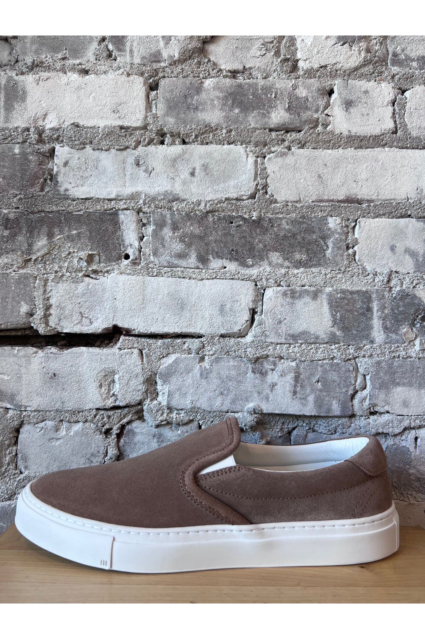 Garda Suede Low Slip On - Taupe - DUNE + SALT