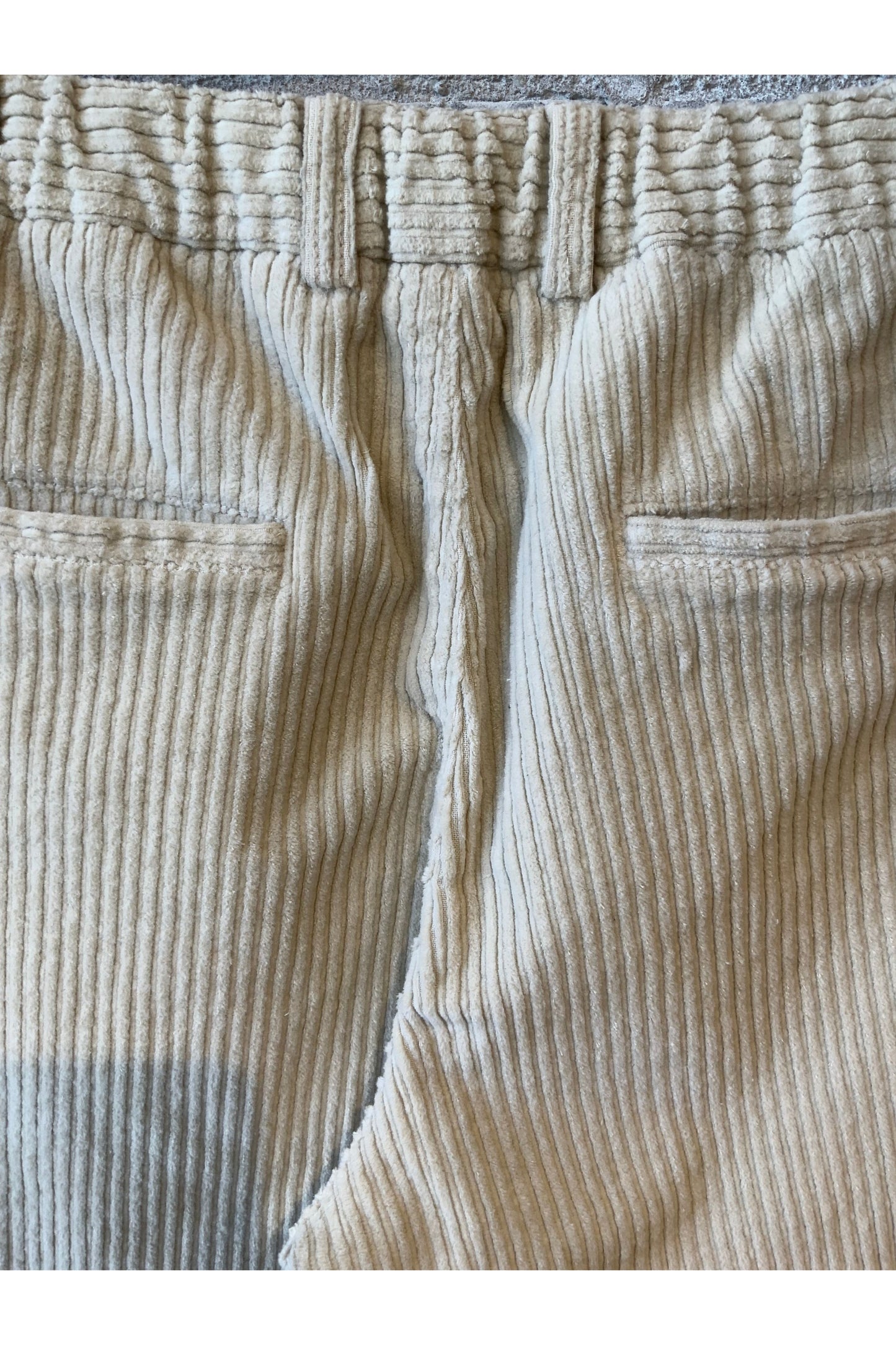 Corduroy Jogger - Beige - DUNE + SALT