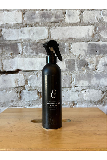 Halley Stevenson's Reproofing Spray - DUNE + SALT