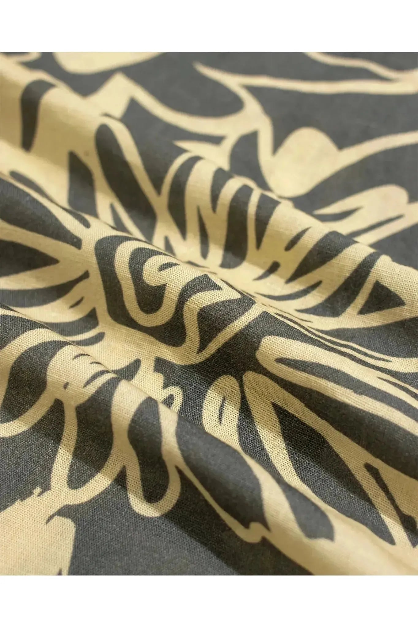 Selleck Shirt - Charcoal Grey Foliage Print - DUNE + SALT