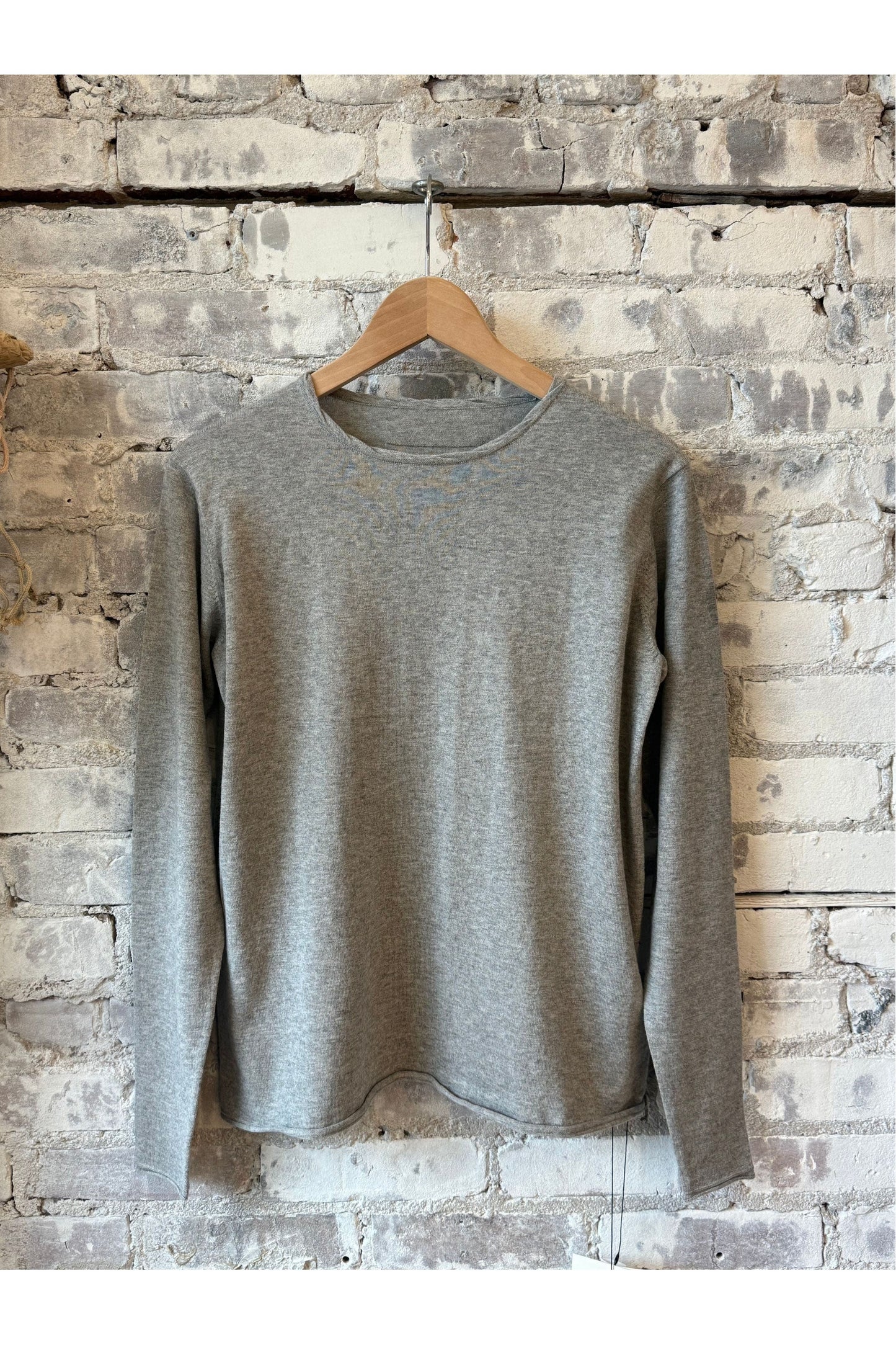Cotton Cashmere Jersey LS Knit Crew - Heather Grey - DUNE + SALT