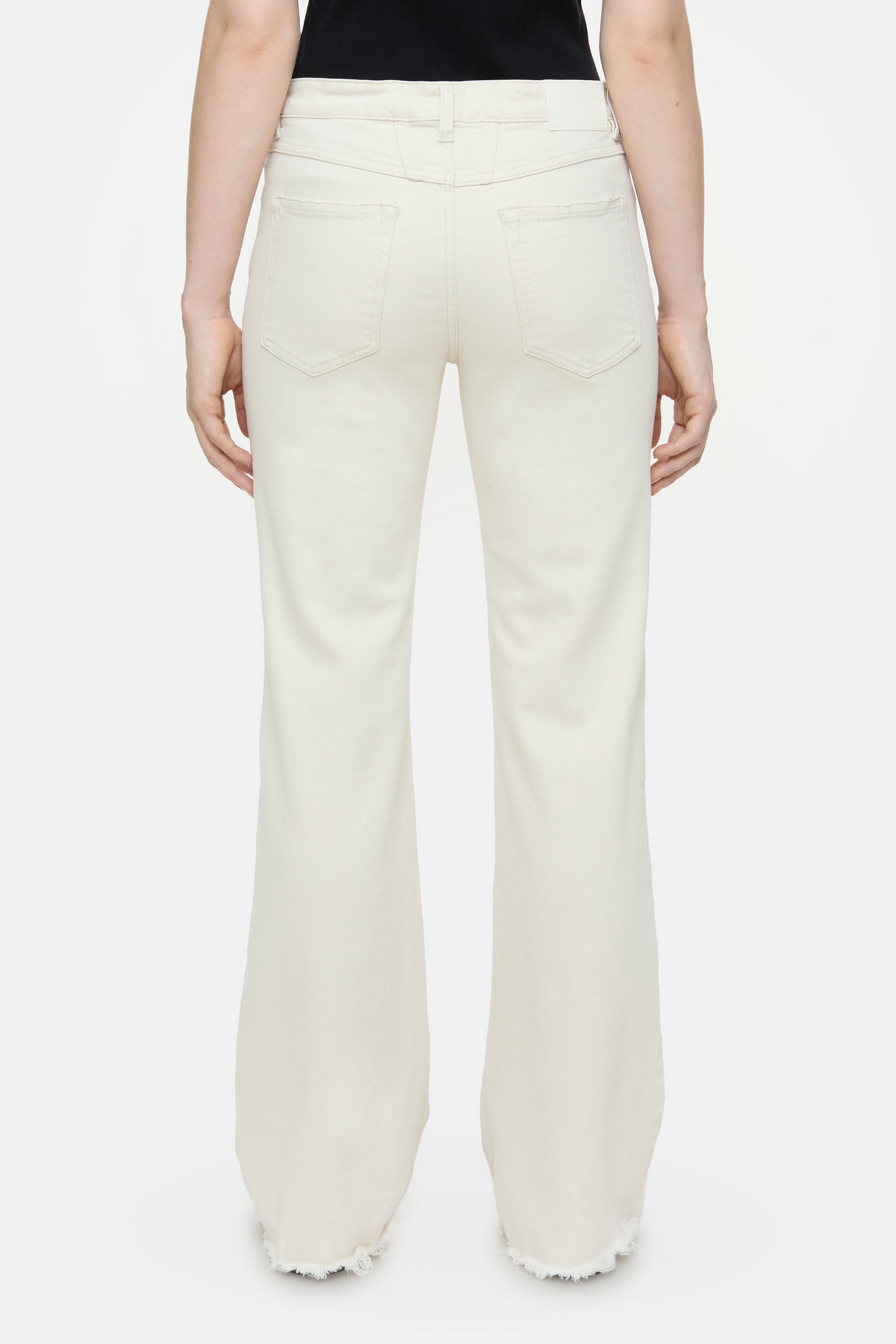 Gillan Comfort Stretch Jean - Ivory - DUNE + SALT