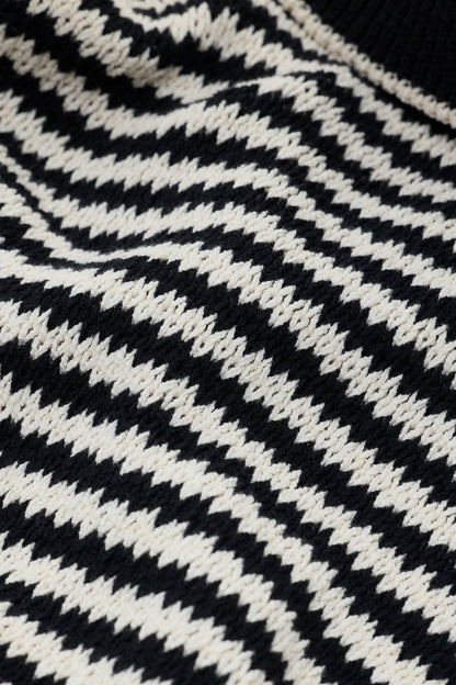 Knitted Cardigan in Organic Cotton - Black - DUNE + SALT