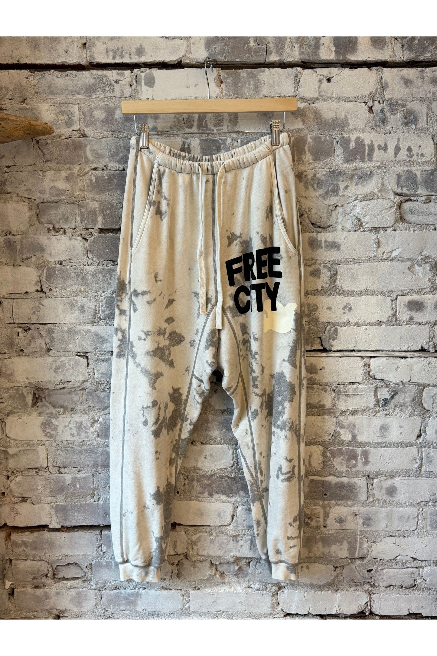 SUPERBLEACHOUT FREECITYLARGE Pocket Sweatpant - White Storm - DUNE + SALT