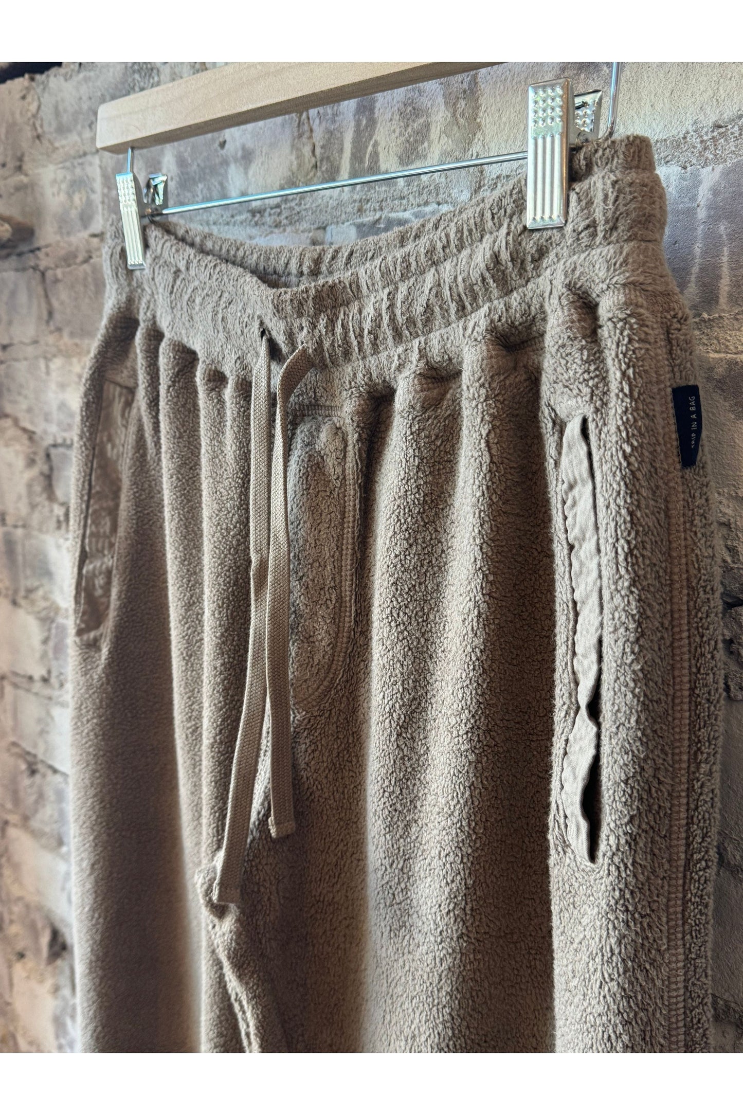 PF Fleece Sweatpants - Taupe - DUNE + SALT