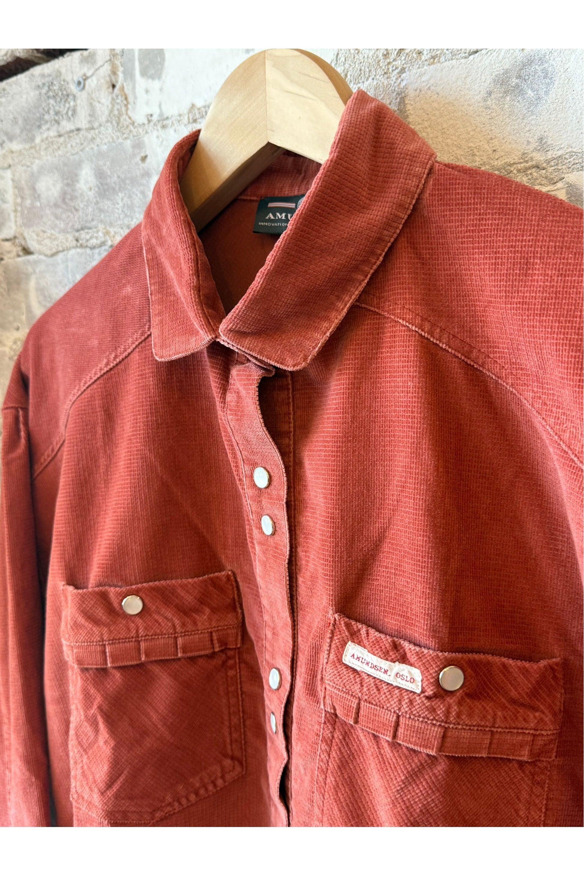 Women's Wild Velvet Shirt - Terra Red - DUNE + SALT