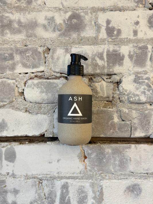 Hallo Iceland Volcanic Ash Liquid Hand Soap