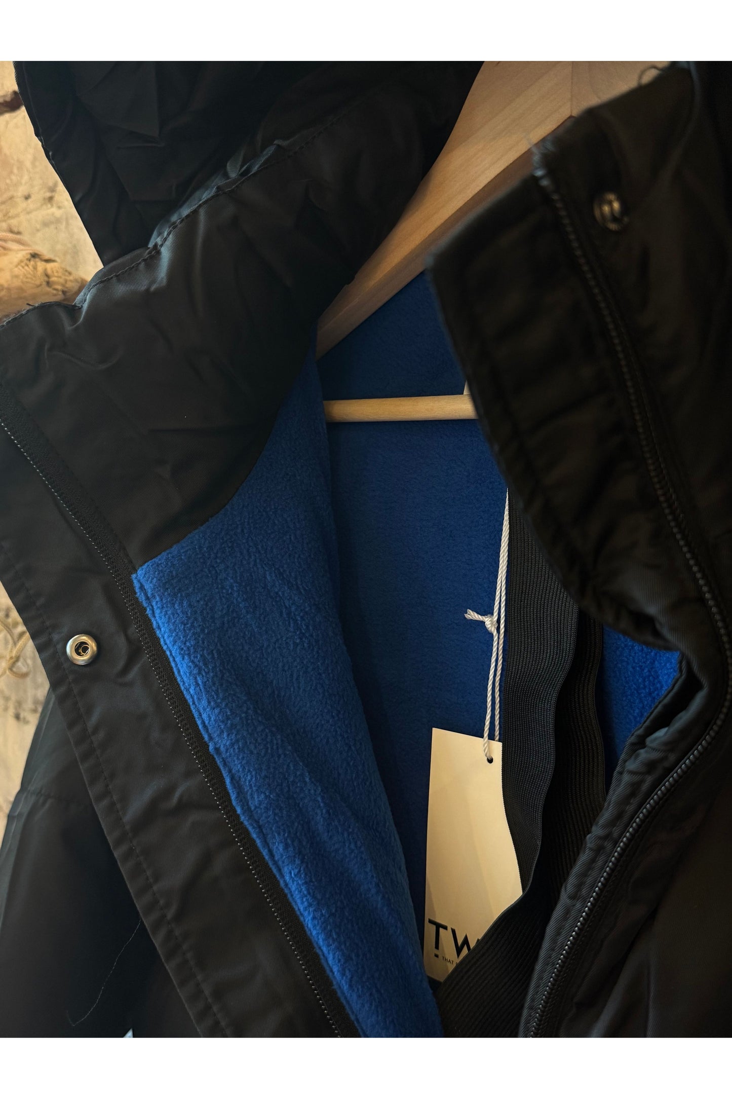06 Long Puffer - Black/Royal Blue - DUNE + SALT
