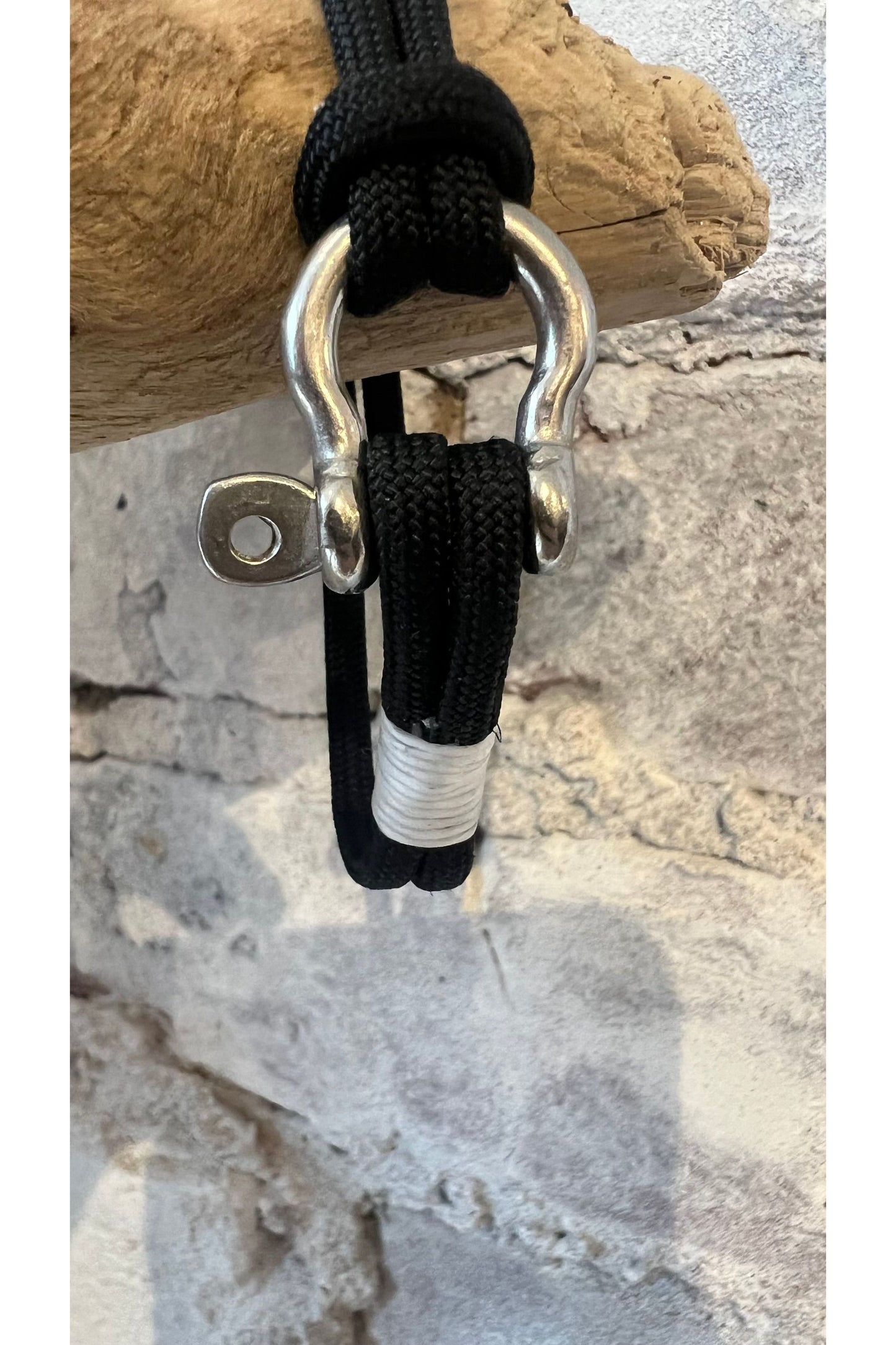 Black Nautical Shackle Bracelet - DUNE + SALT