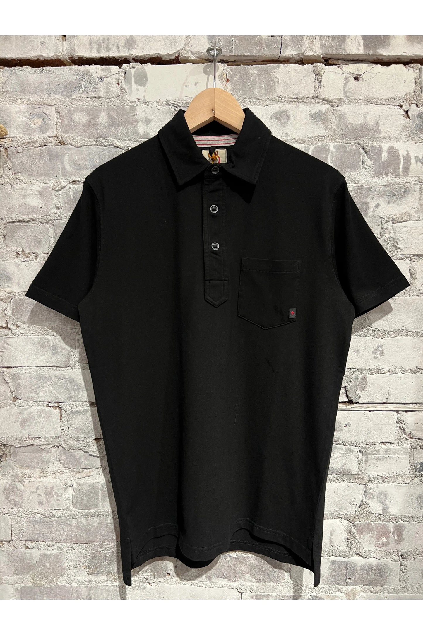 Pique Slot Polo - Black - DUNE + SALT