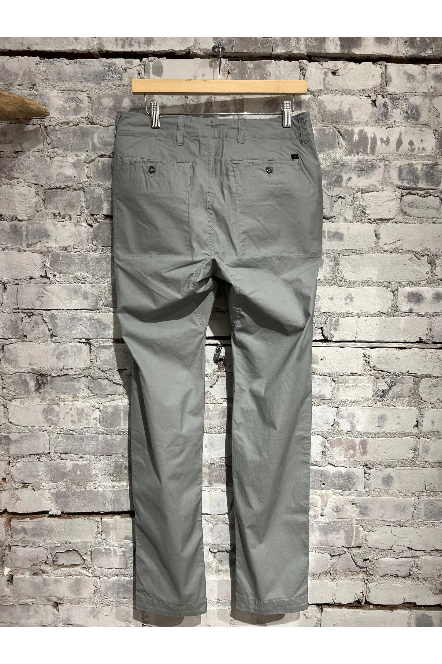 Flyweight Flex Chino - Light Steel - DUNE + SALT