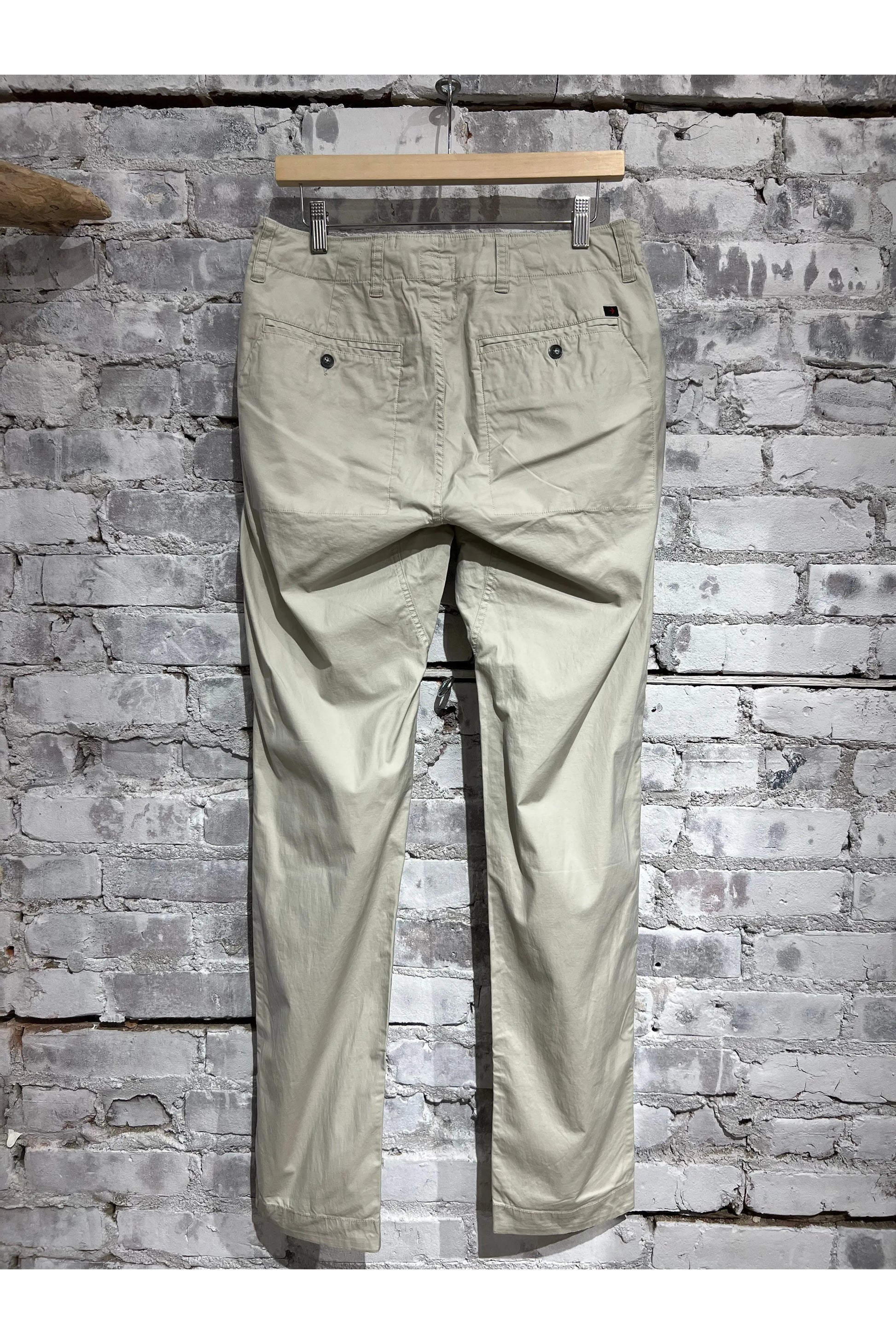 Flyweight Flex Chino - Driftwood - DUNE + SALT