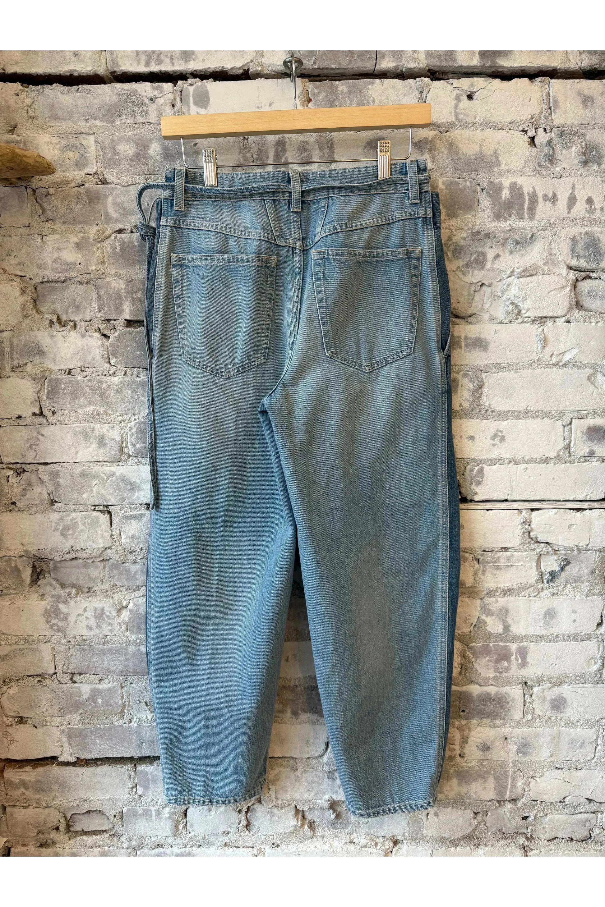 Maddi-X Relaxed Jean - Light Blue - DUNE + SALT