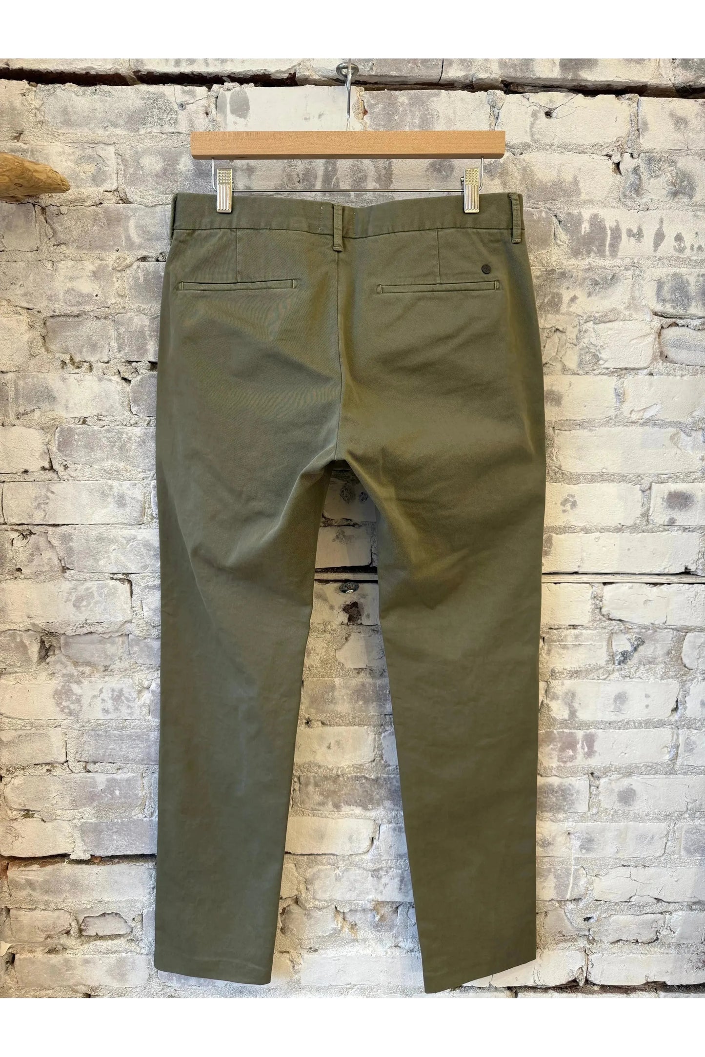 Clifton True Slim Pants - Chino Green - DUNE + SALT