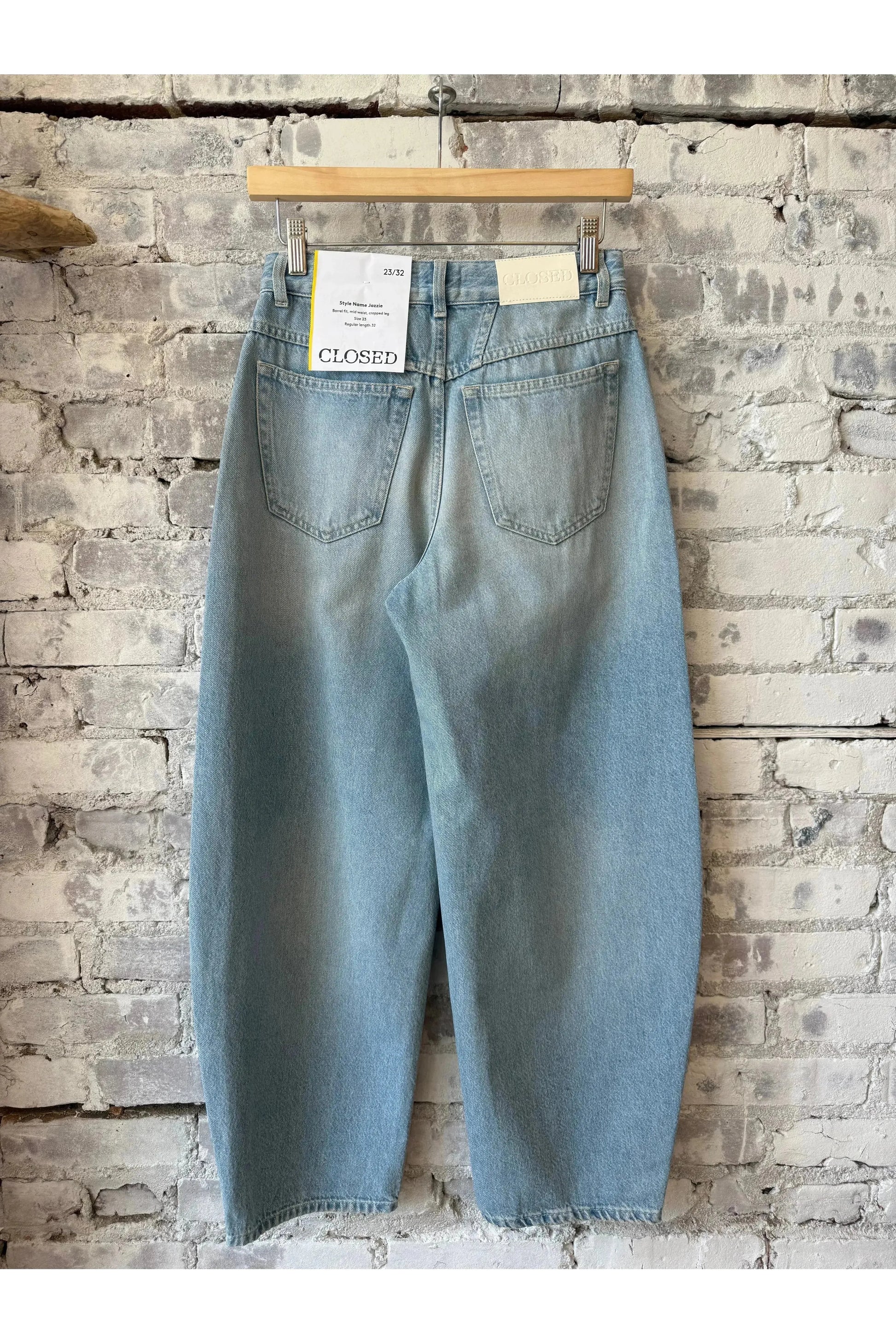Jazzie Barrel Jeans - Light Blue - DUNE + SALT