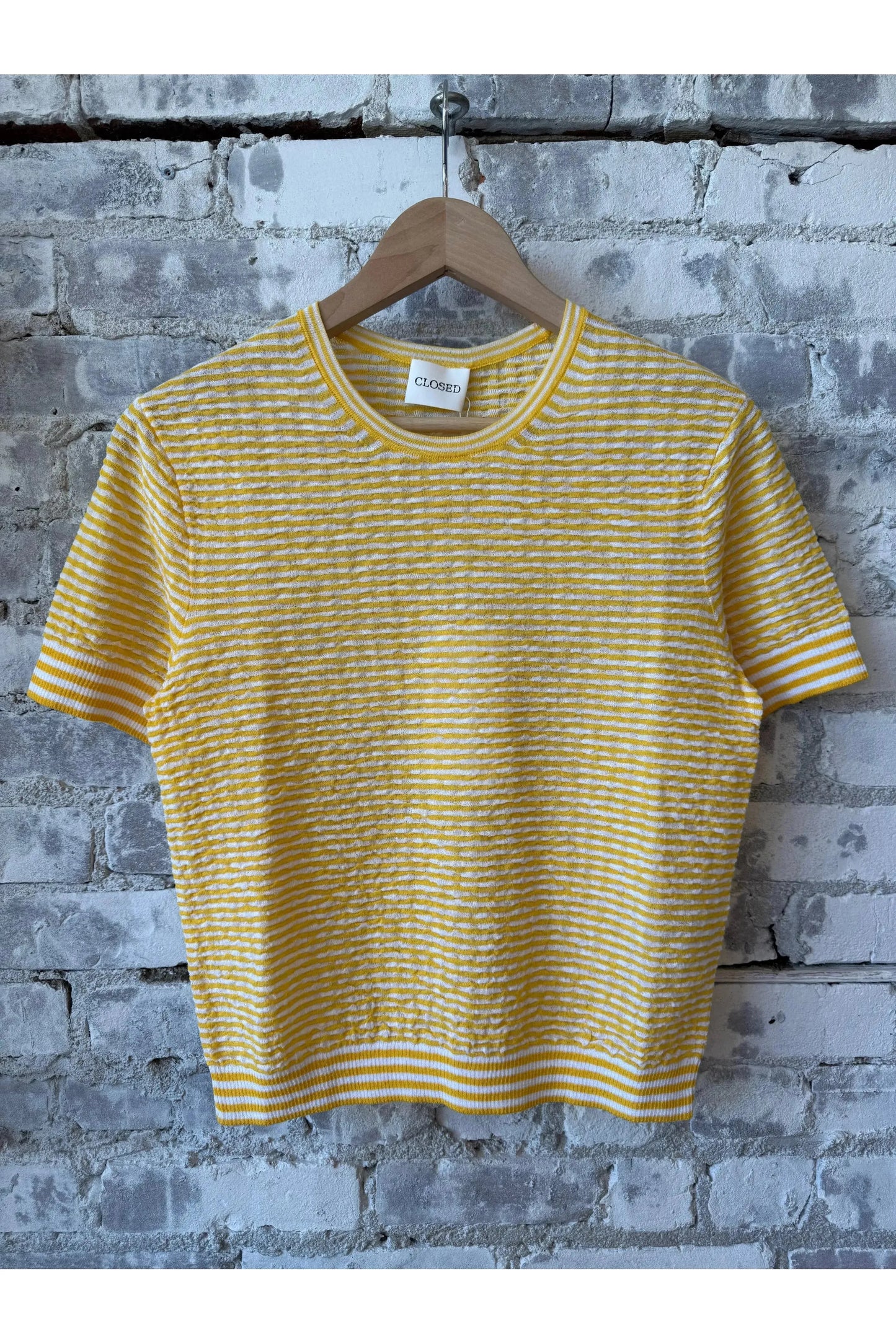 Top in Seersucker Knit - Mango Yellow - DUNE + SALT