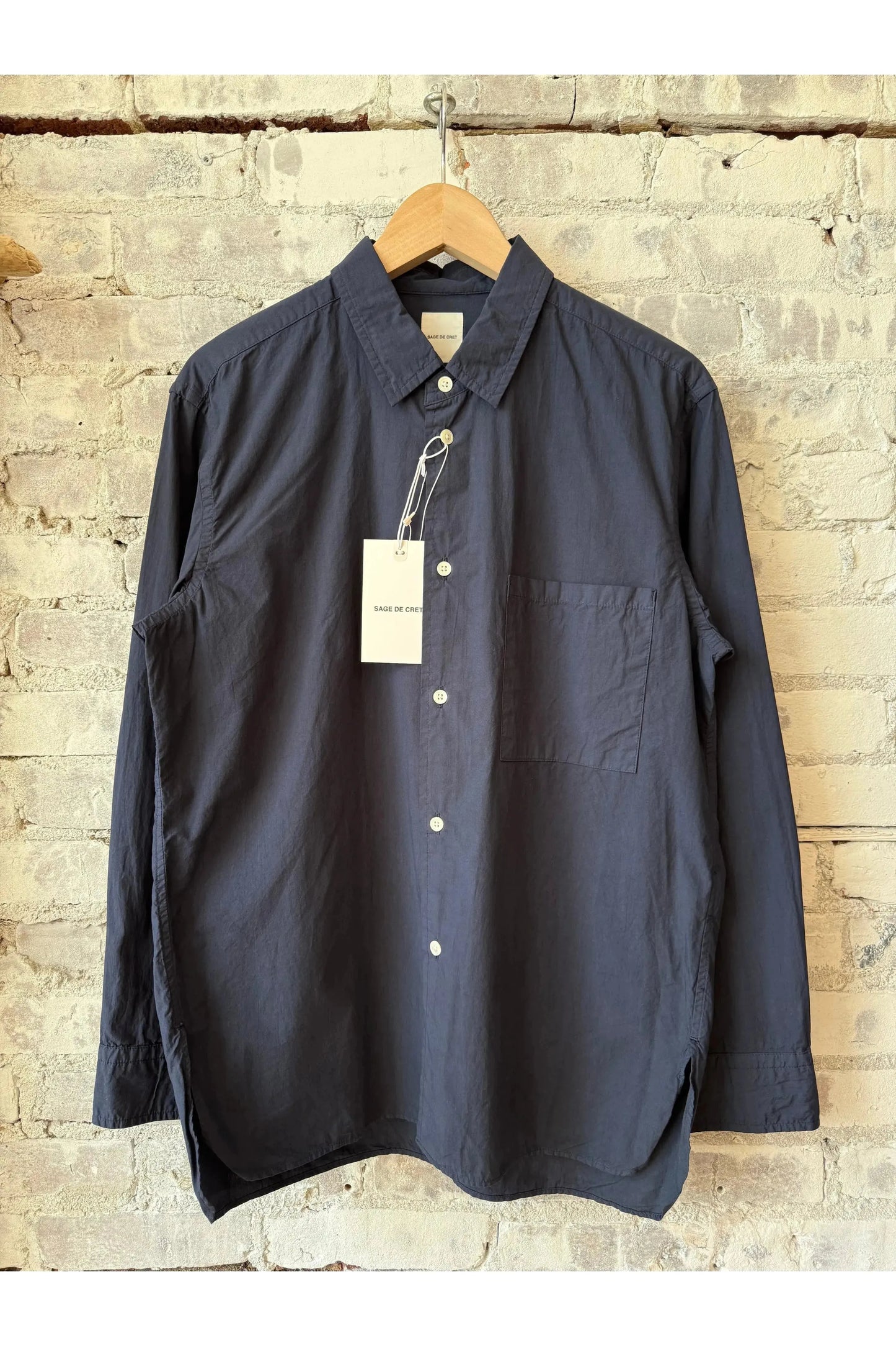 Broadcloth Regular Collar Shirt - Navy - DUNE + SALT