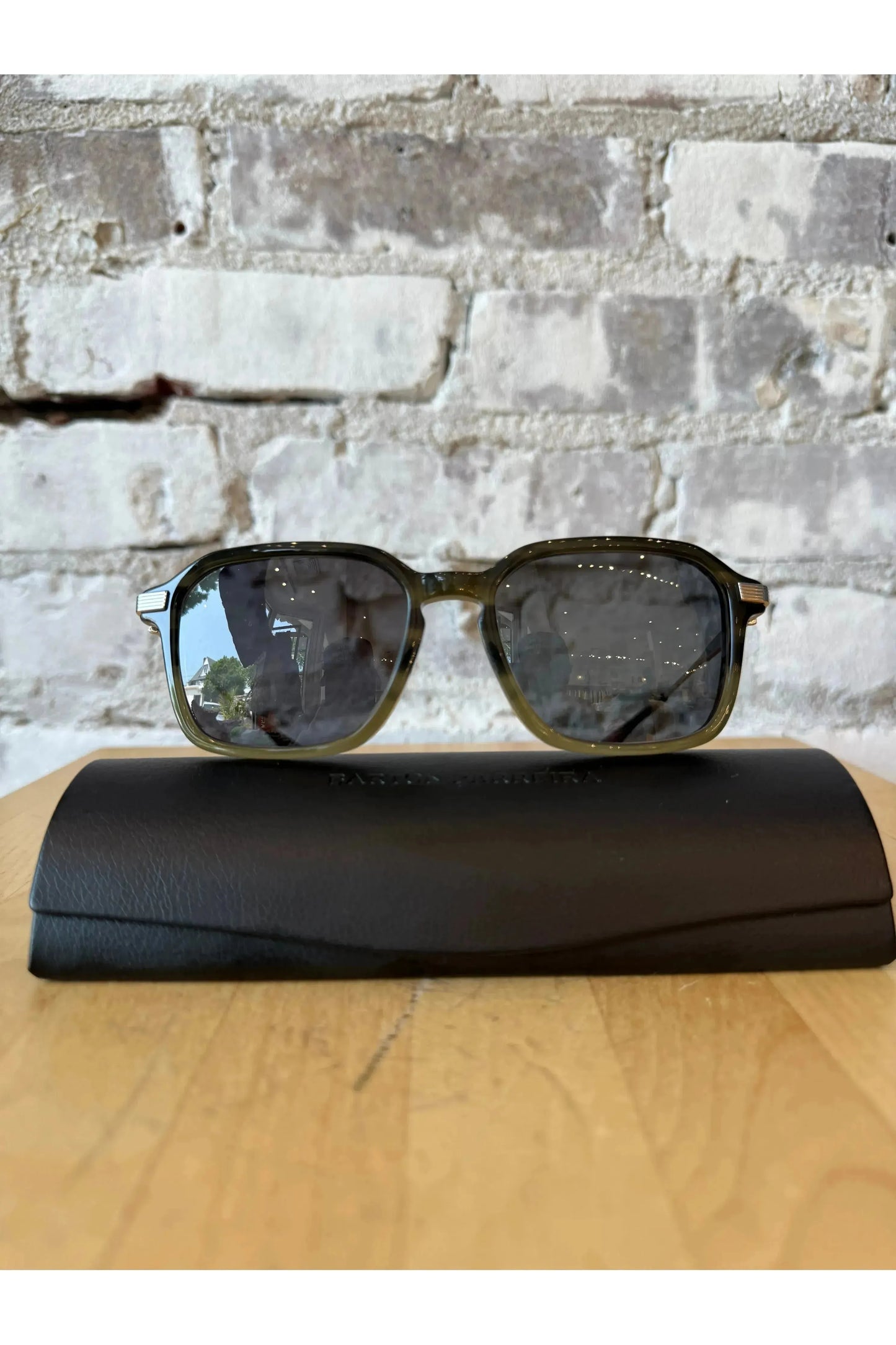Delon Sunglasses - Rebel Salute/Platinum/Noir - DUNE + SALT