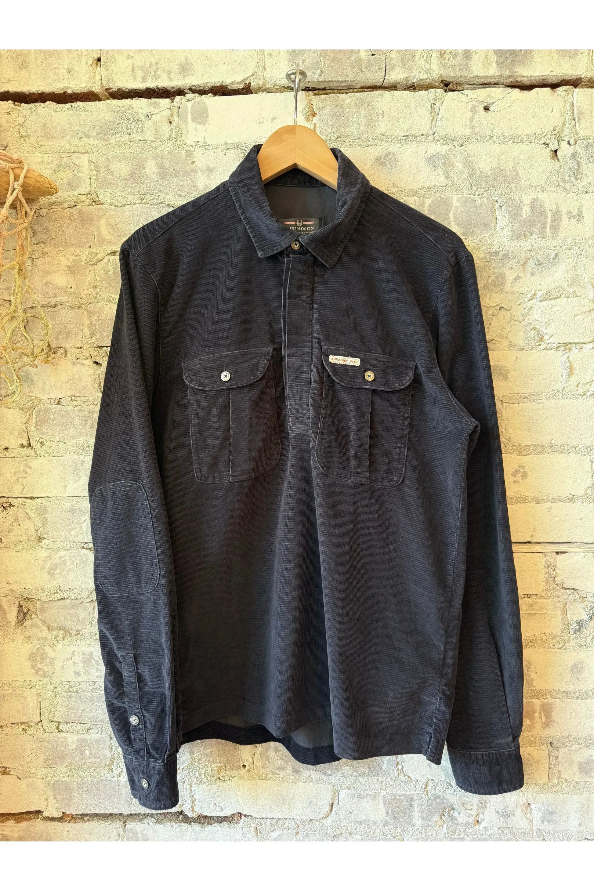 Men's Ranger Velvet Half-Zip Shirt - Faded Navy - DUNE + SALT