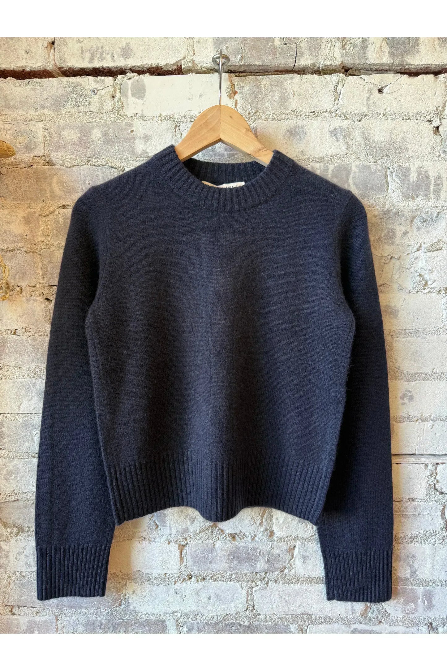 Marais Cashmere Crewneck Sweater - Navy - DUNE + SALT