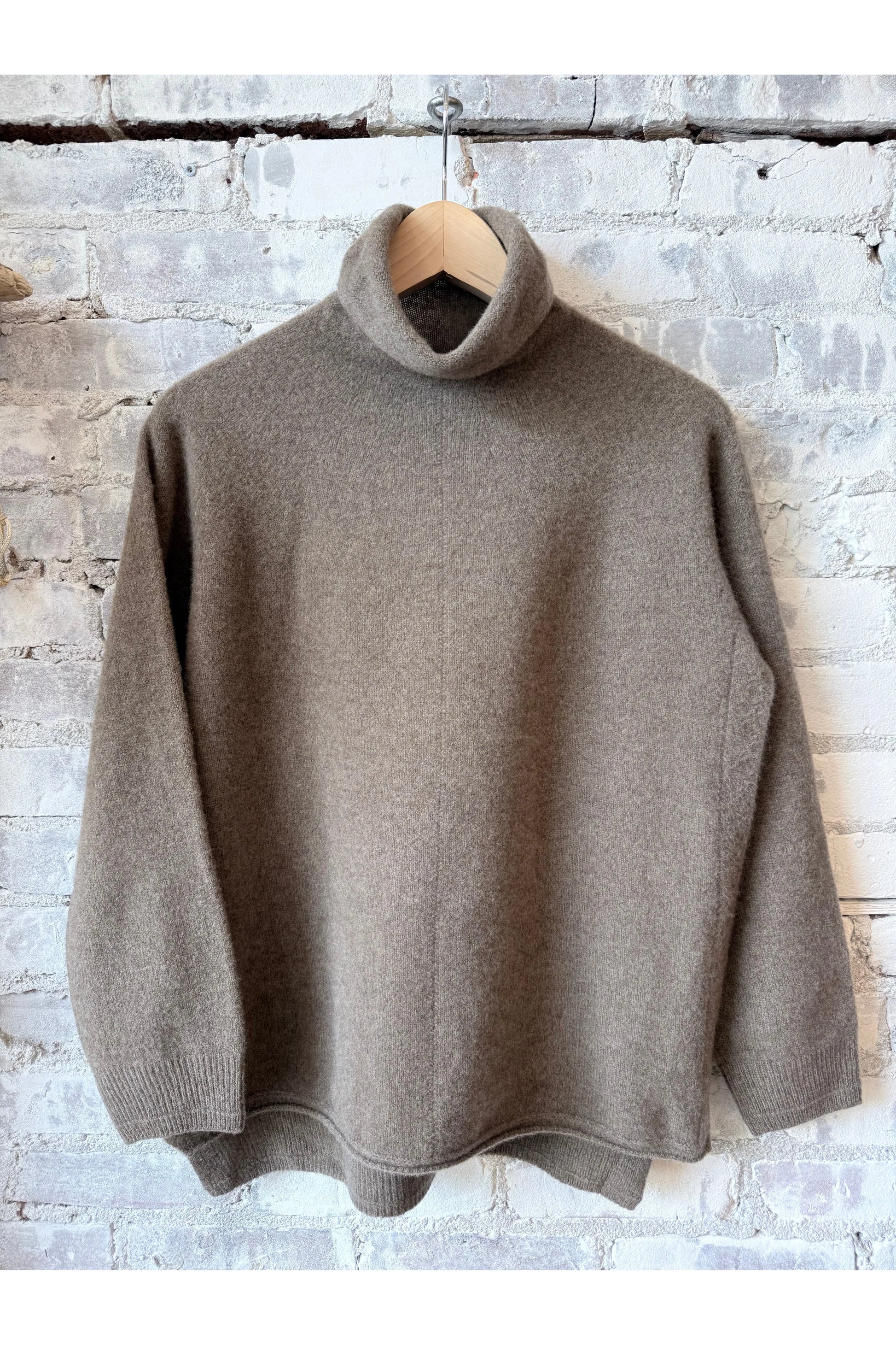 Fine Wool Turtleneck Pullover - Brown - DUNE + SALT