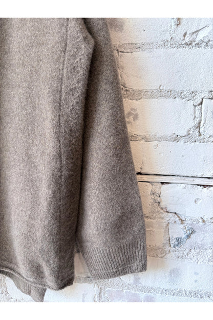 Fine Wool Turtleneck Pullover - Brown - DUNE + SALT