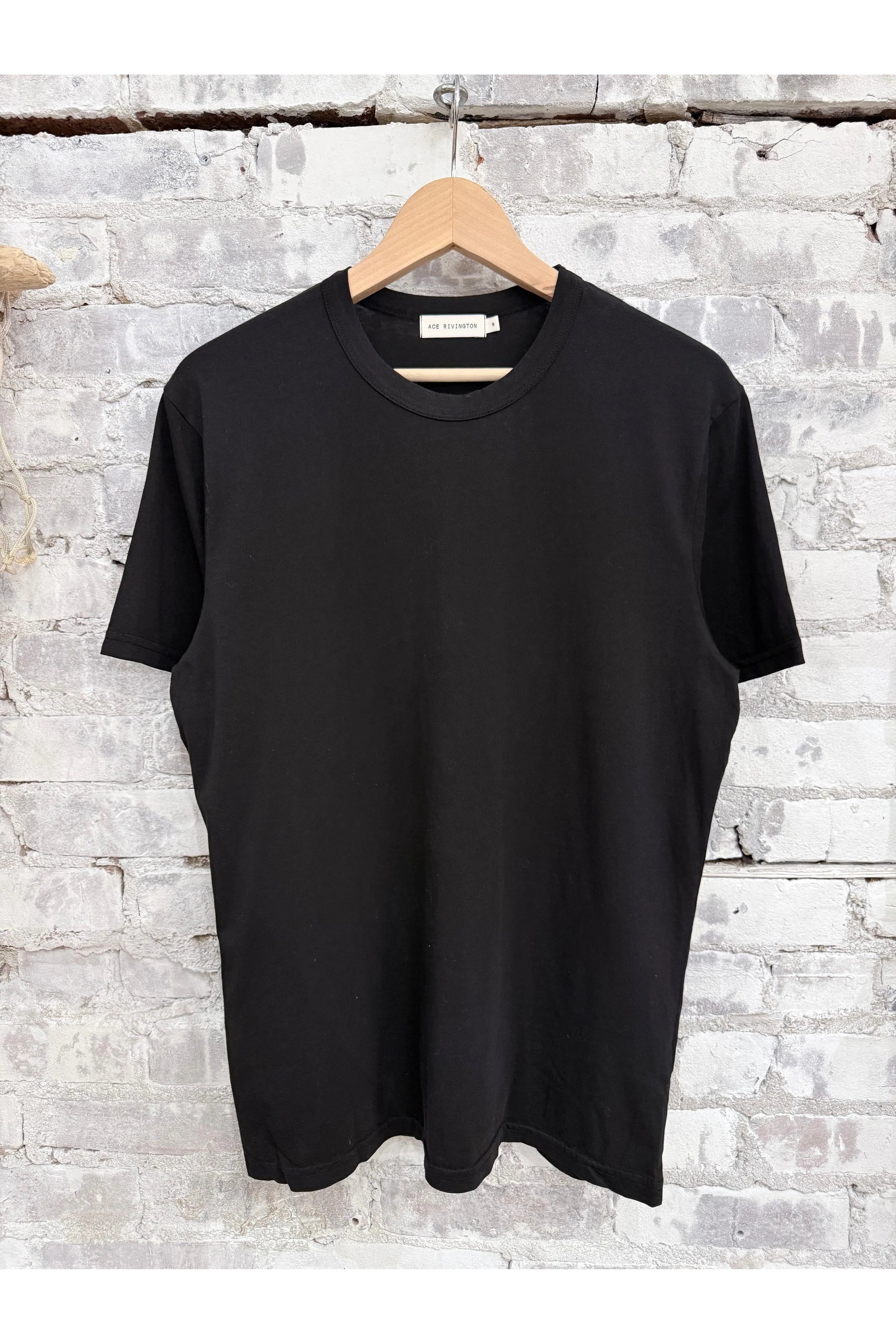 Supima SS Crewneck Tee - Black - DUNE + SALT