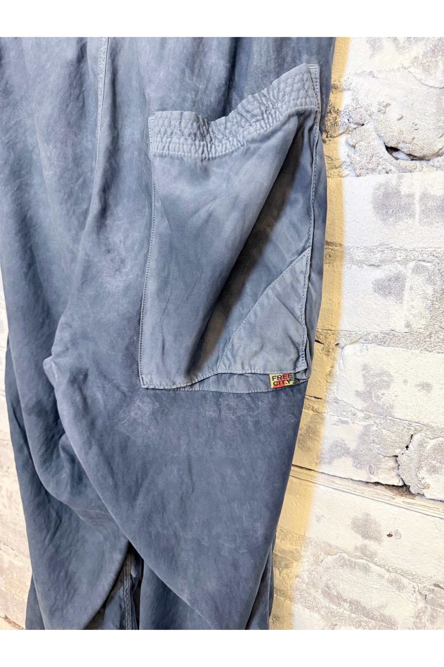 MATTE/SATIN LOOSE DRAWCORD BIGGY - Moonshrooms Powder - DUNE + SALT